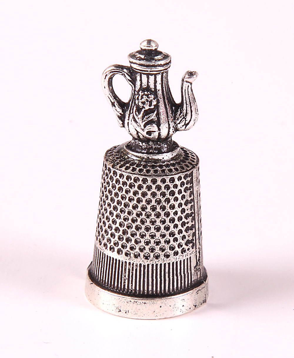 foto n�prstek - konvice vysok�